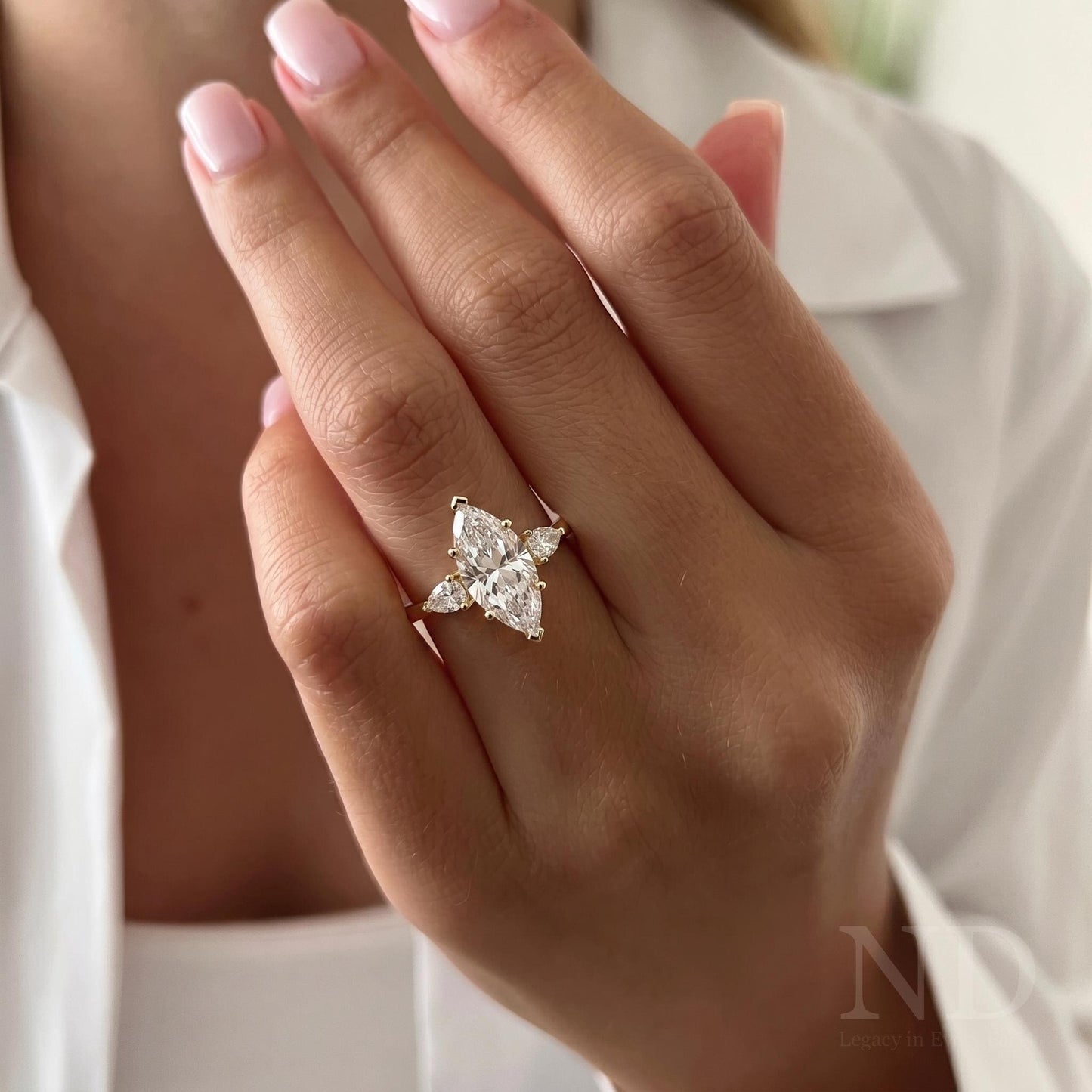 2.3 Carat Marquise E VVS2 Lab Grown Diamond Three Stone Ring 18k White Gold / Pear Side Diamonds / 3 Stone Diamond Ring / Trilogy Ring