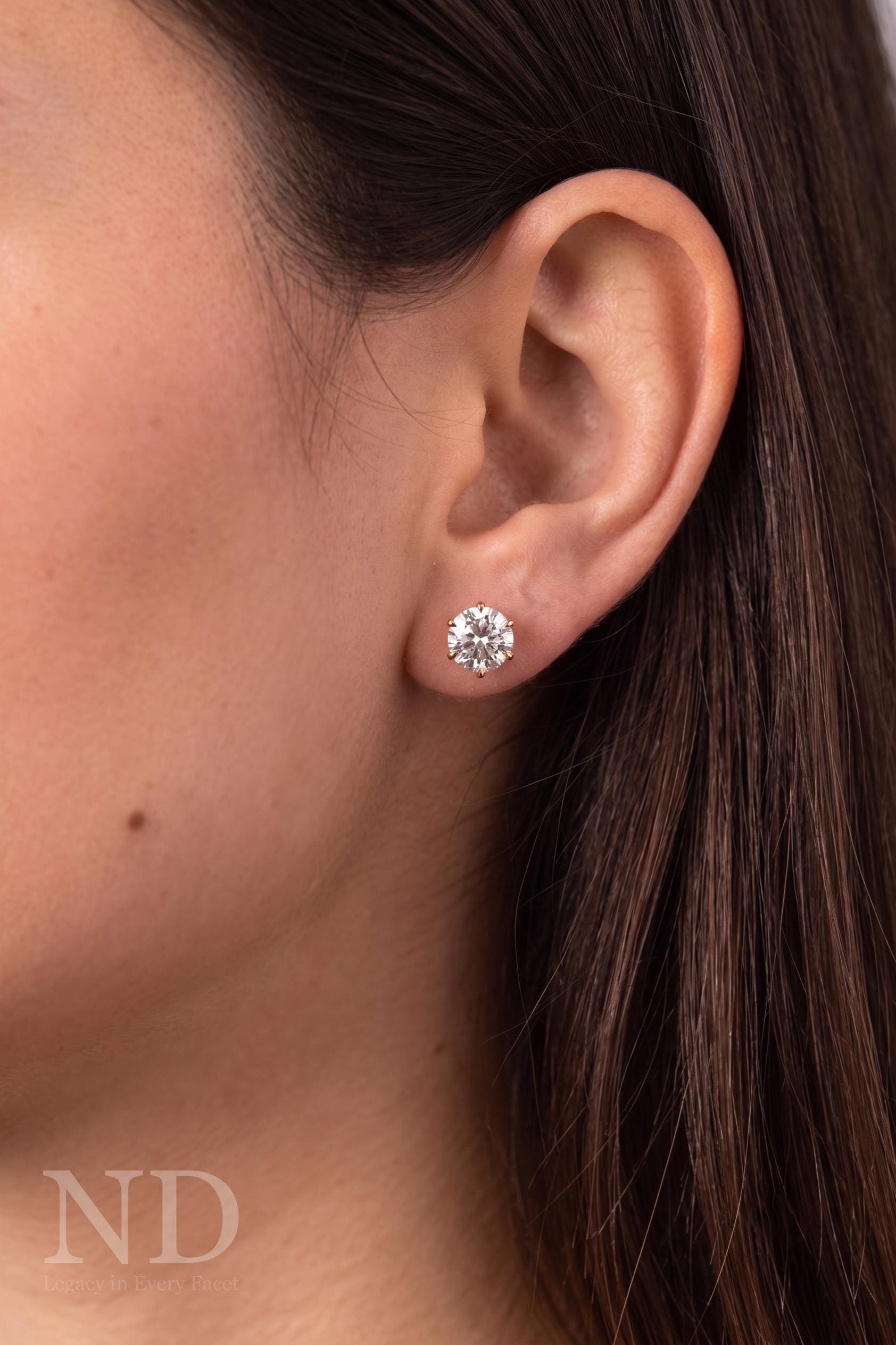 Round Cut Diamond Stud Earrings / 1ct Solitaire Fine Jewellery / Six Claw Basket Setting / Elegant Gift for Her